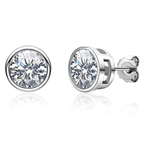 1 Carat Moissanite Stud Earrings White Gold - Amyris London 