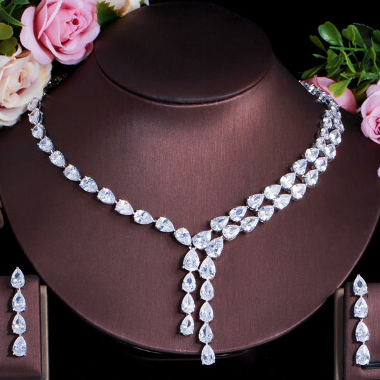 2pcs Pear Shaped Diamond Necklace - Amyris London