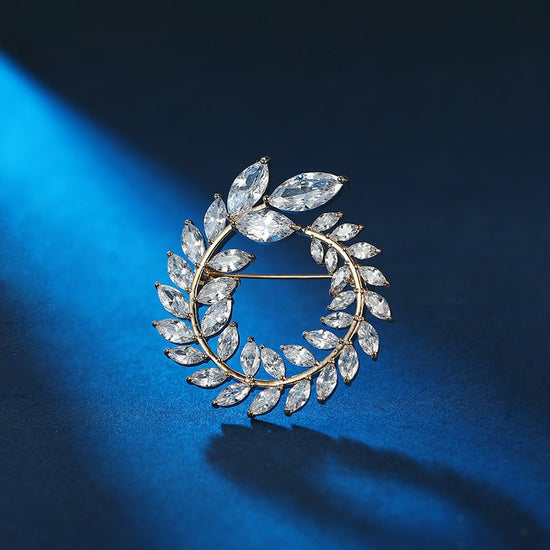 Crystal Round Willow Brooch - Amyris London