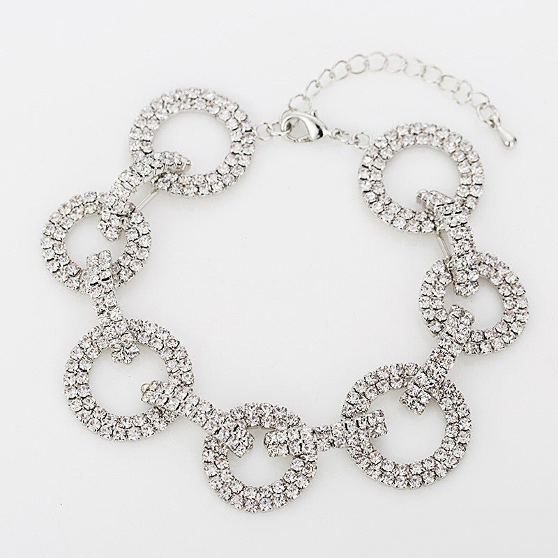 Diamante Cirlce Hollow Bracelet - Amyris London