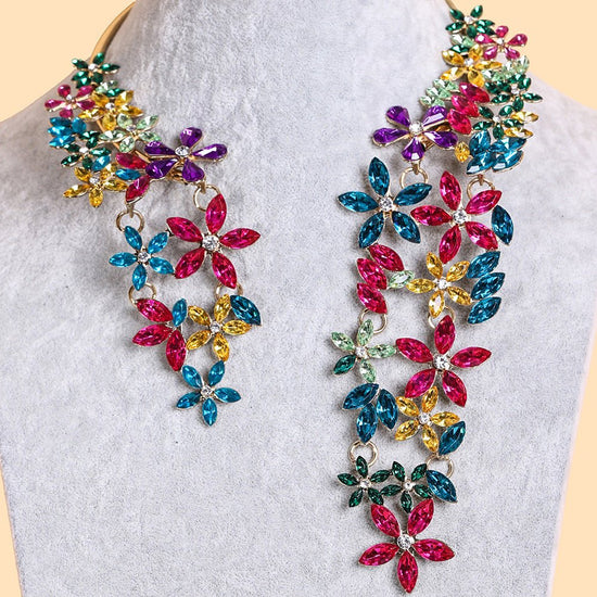 Flower Statement Necklace - Amyris London