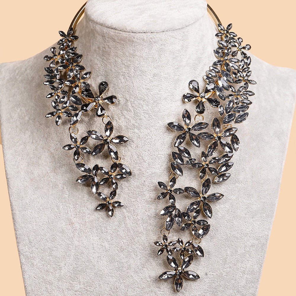 Flower Statement Necklace - Amyris London