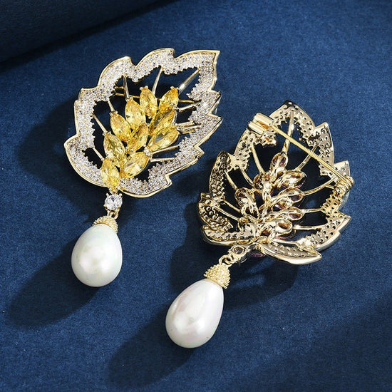 Leaf Pearl Brooch Corsage - Amyris London