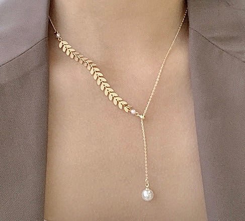 Leaf Pearl Drop Lariat Necklace - Amyris London