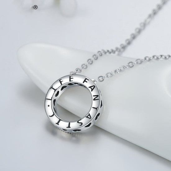 Silver Circle Pendant Necklace - Amyris London