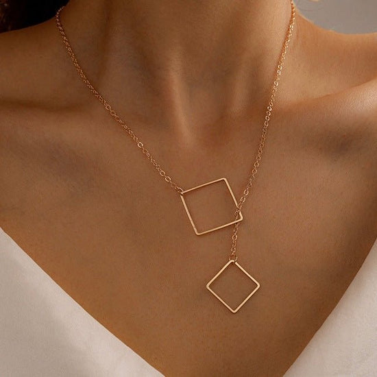 Square Single Layered Necklace - Amyris London