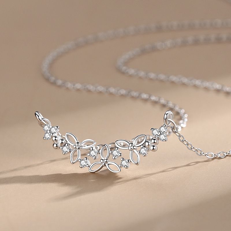 Sterling Silver Floral Necklace - Amyris London